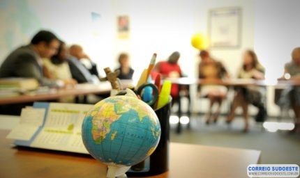 ESCOLAS MUNICIPAIS E PARTICULARES CONTINUARÃO COM AULAS NORMALMENTE