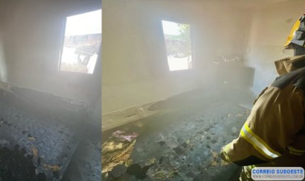 Criança de 3 anos provoca incêndio em casa em Guaxupé