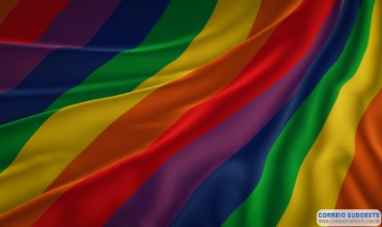 Pessoas transgênero podem ser batizadas como católicos e ser padrinhos