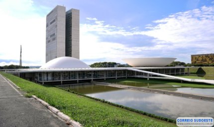 Comissão do Senado aprova isenção do IR para quem ganha até R$ 5 mil