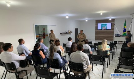 PM realiza reunião com rede de bancos protegidos em Guaxupé