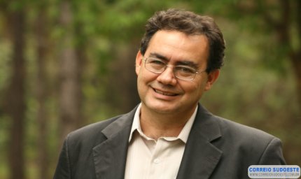 AUGUSTO CURY FALA SOBRE EDUCAÇÃO SOCIOEMOCIONAL EM EVENTO ON-LINE