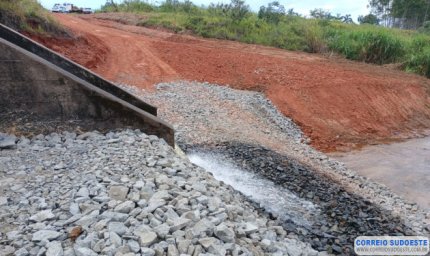 EPR Vias do Café realiza obras de manutenção e reforço da sinalização nas rodovias da região