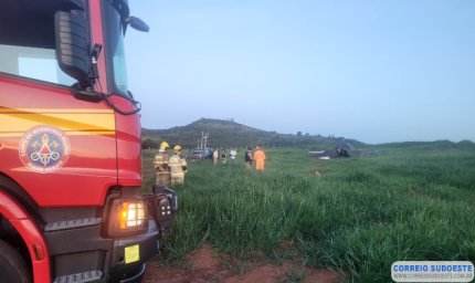 Guaxupé: Avião faz pouso forçado no bairro Japy