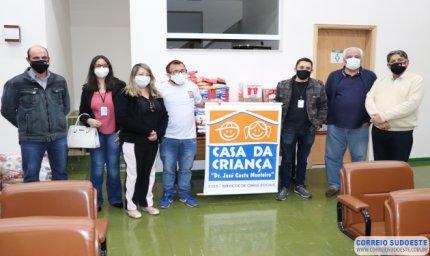 CASA DA CRIANÇA E CASA CAMINHO RECEBEM ALIMENTOS ARRECADADOS PELA COOXUPÉ NA CAMPANHA ‘DIA C’