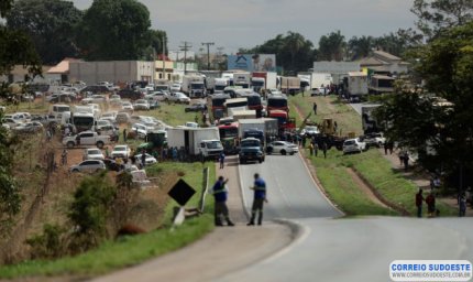 Maioria do STF vota por manter ordem para PRF liberar rodovias
