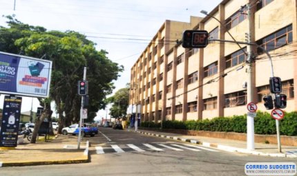 Atenção motoristas: dispositivo vai ‘pegar’ quem furar semáforo