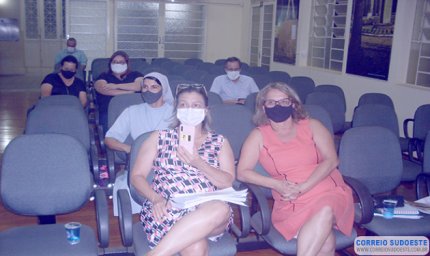 “NÃO TEMOS UMA CIDADE CHEIA DE BANDIDOS, MAS SIM DE CRIANÇAS VULNERÁVEIS E DE EXTREMA POBREZA”, DESABAFA DIRETORA DA CASA DA CRIANÇA