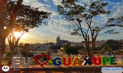 LETREIRO “EU AMO GUAXUPÉ” TOMA CONTA DAS REDE SOCIAIS DOS GUAXUPEANOS