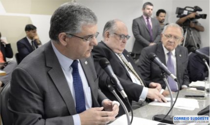 SECRETÁRIO DE FAZENDA APRESENTA DIAGNÓSTICO DA SITUAÇÃO FISCAL DO ESTADO NA ALMG