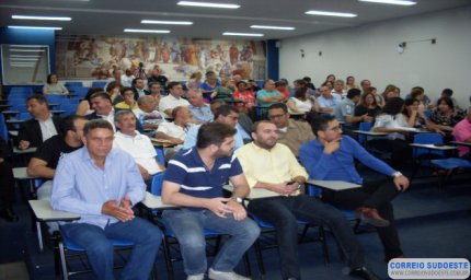 Em audiência pública, historiador e advogado apontam falhas do anteprojeto do Código de Posturas