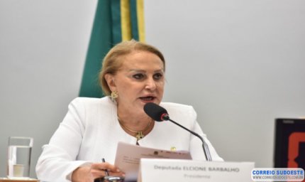Comissão aprova proposta que cria adicional no valor de aposentadoria de mães