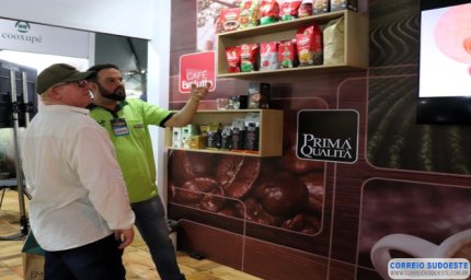Cooxupé oferece serviços aos cooperados durante a Femagri 2025