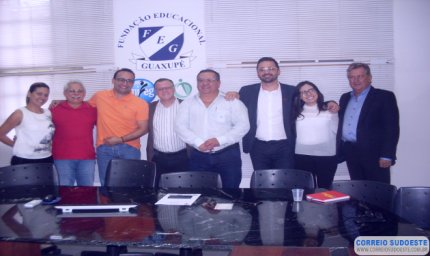 Unifeg firma parceria com o Banco Santander para promoção de bolsas de estudos