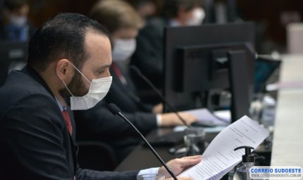 MÃES SOLTEIRAS PODERÃO RECEBER AUXÍLIO EMERGENCIAL