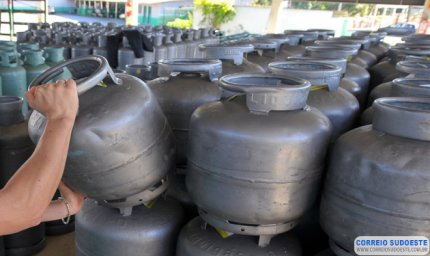 PREÇO DO GÁS DE COZINHA SOBE MAIS QUE O DOBRO DA INFLAÇÃO E ENCERRA 2020 COM ALTA DE 9,24%