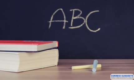 CRESCE O NÚMERO DE CANDIDATOS ANALFABETOS CONCORRENDO A VEREADOR