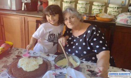 Laços Eternos — A Avó que Encanta com Histórias e Valores