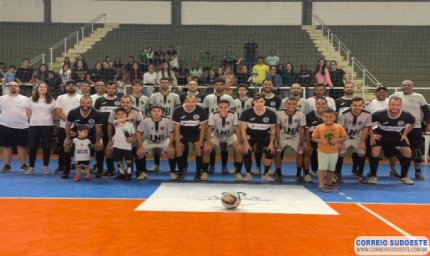 Arca é Campeã da 6ª Edição do Campeonato Evangélico de Futsal 2025 em Guaxupé