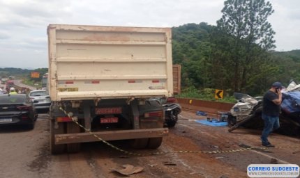 Acidente na Fernão Dias envolveu 11 veículos, incluindo carro da Secretaria de Saúde de Guaxupé