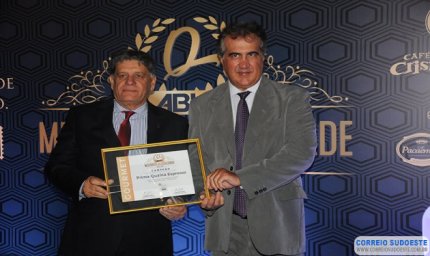 Cafés da Cooxupé recebem prêmio da ABIC de Melhor Qualidade