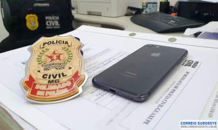 CELULAR DE R$ 2 MIL FURTADO EM ESCOLA É RECUPERADO