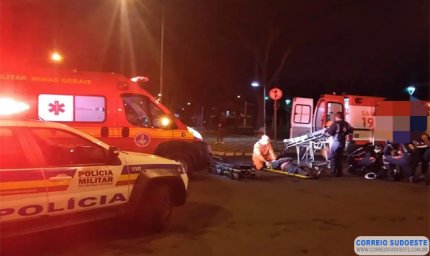 Casal é atropelado enquanto atravessava rua central