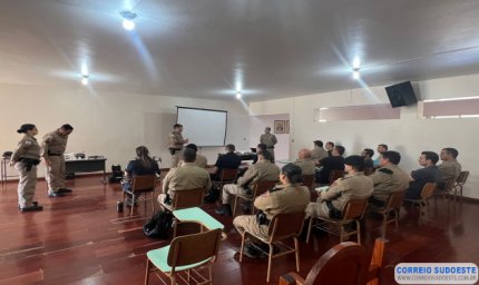 Militares e GM recebem treinamento para operarem aeronaves não tripuladas