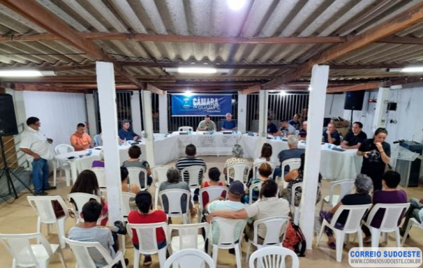 Moradores do Bairro Carloni participam da Câmara Itinerante e fazem muitas reclamações