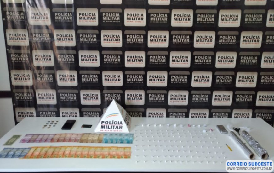 JOVEM É PRESO COM CENTENAS DE PEDRAS DE CRACK