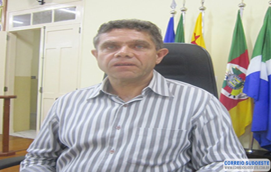 Vereador alega que está faltando “responsabilidade” no transporte escolar da rede municipal