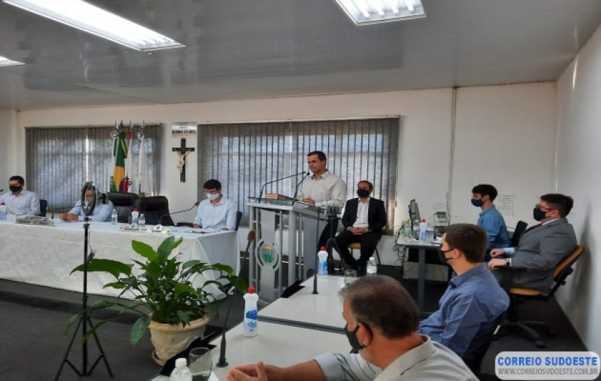 CELSINHO TOMA POSSE COMO PREFEITO DE JURUAIA