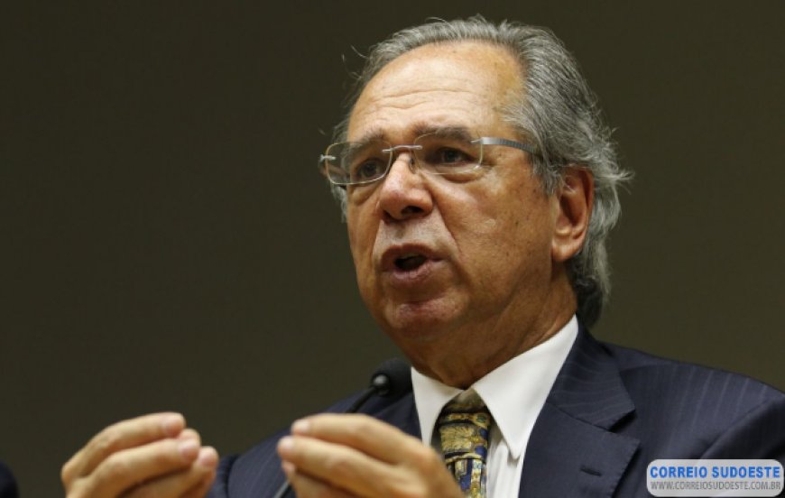 GOVERNO DEVE ANUNCIAR PRORROGAÇÃO DO AUXÍLIO EM BREVE, DIZ GUEDES