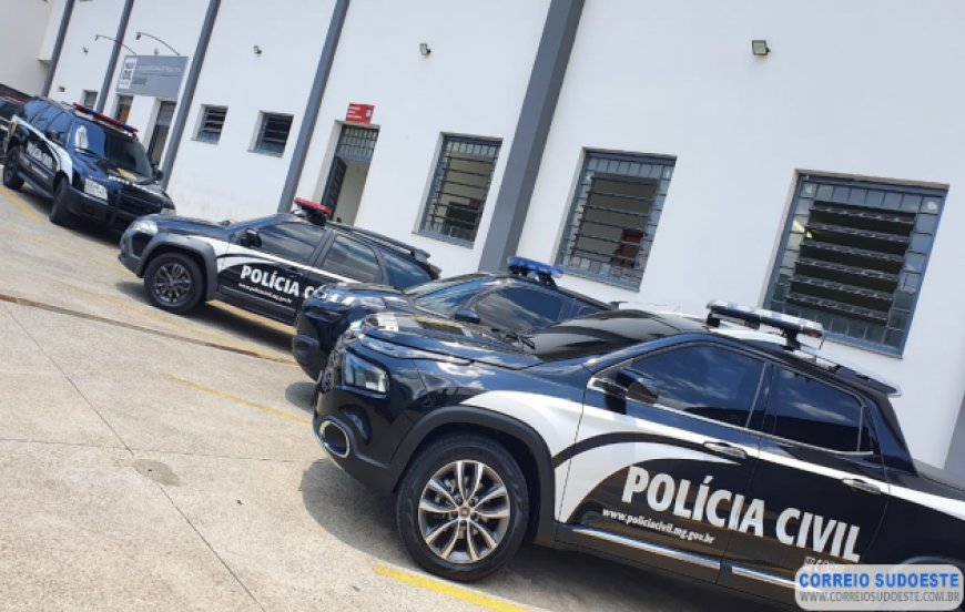 GUAXUPÉ: SUSPEITO DE TRÁFICO DE DROGAS É PRESO COM SIMULACRO DE ARMA