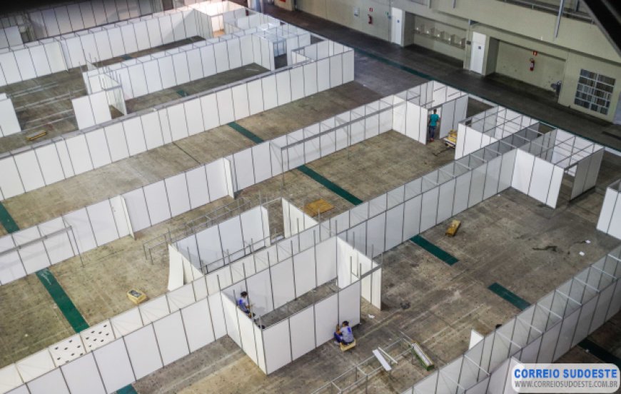 ESTRUTURA DO HOSPITAL DE CAMPANHA, NO EXPOMINAS, SERÁ ENTREGUE NA SEXTA-FEIRA (3/4)
