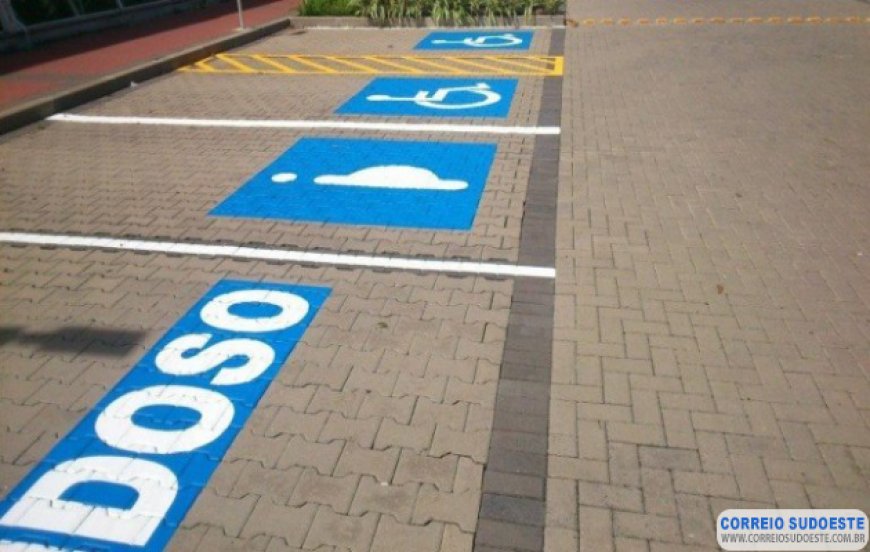 Credencial de estacionamento para idosos agora é emitida online