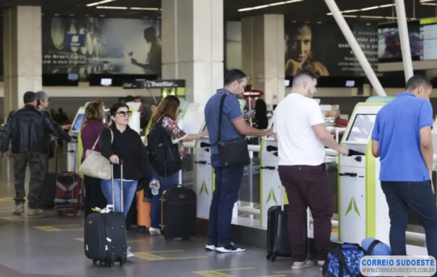 Aposentados poderão comprar passagem aérea por até R$ 200 cada trecho
