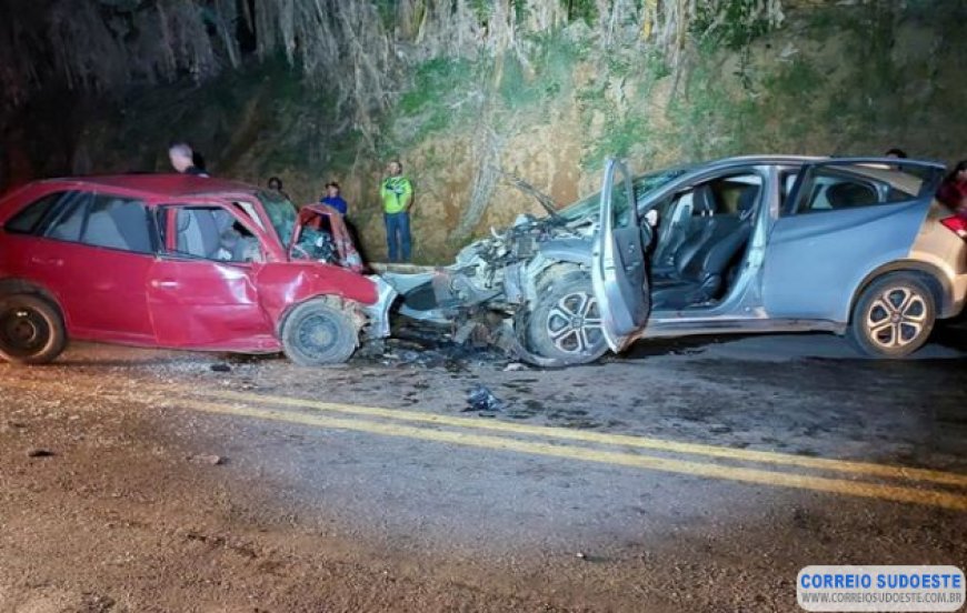 Grave acidente na rodovia próximo a Muzambinho deixa três mortos