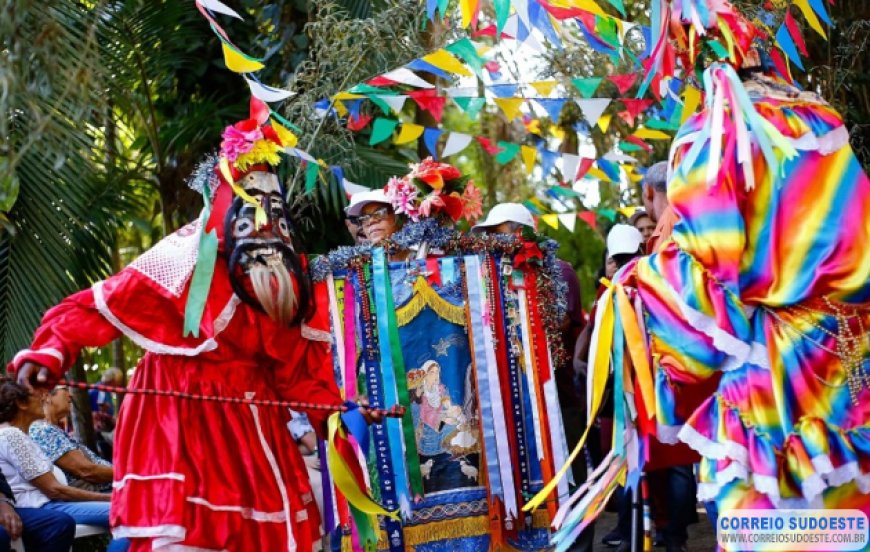 COMEÇOU HOJE A 8ª JORNADA DO PATRIMÔNIO CULTURAL COM A PARTICIPAÇÃO DE  MONTE SANTO DE MINAS