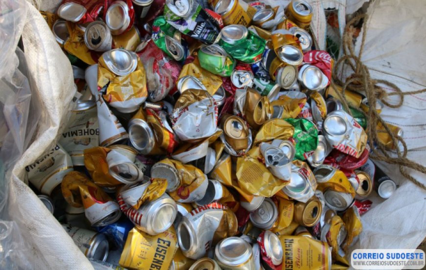 Governo de Minas realiza aporte adicional do Bolsa Reciclagem às organizações de catadores de materiais recicláveis