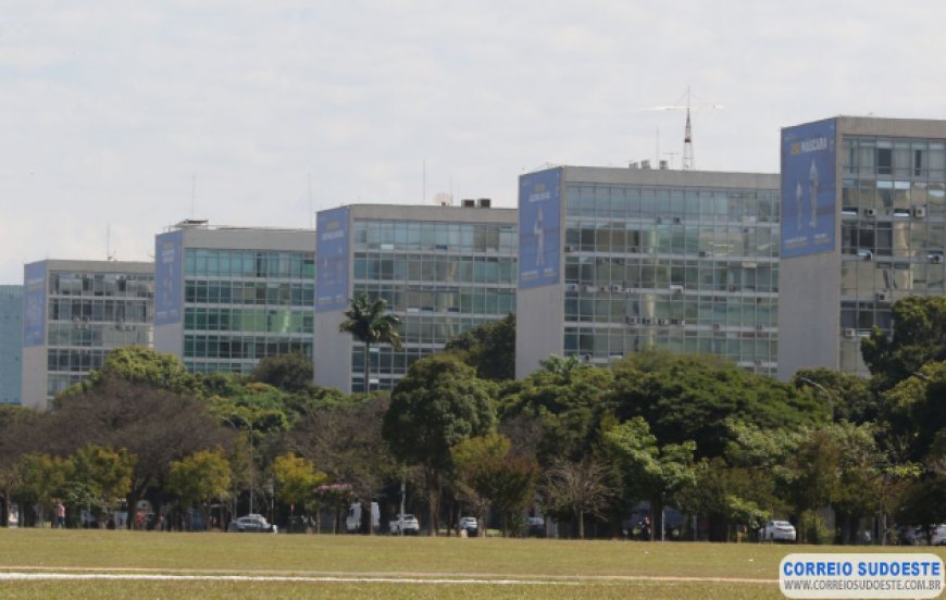 ANO DE 2022 TERÁ APENAS UM FERIADO NACIONAL PROLONGADO