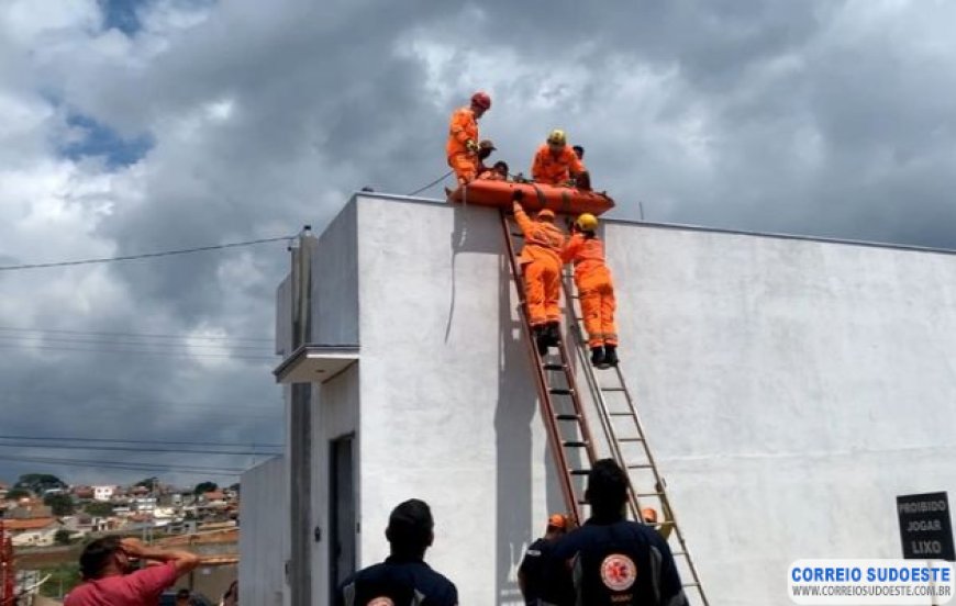 Alfenas: Pintor sofre choque elétrico durante trabalho em obra