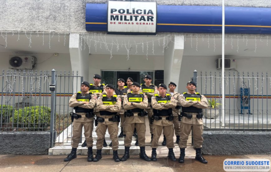 Polícia Militar recebe reforço de soldados alunos para operação natalina em Guaxupé