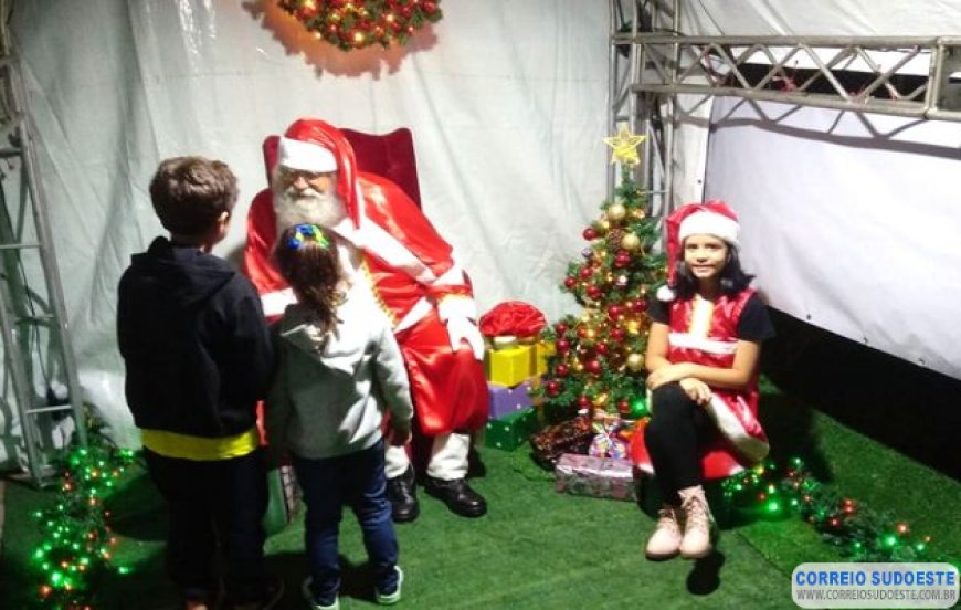 Depois do forte temporal que atingiu decoração natalina, a abertura oficial do Natal de Luz de Guaxupé será neste sábado