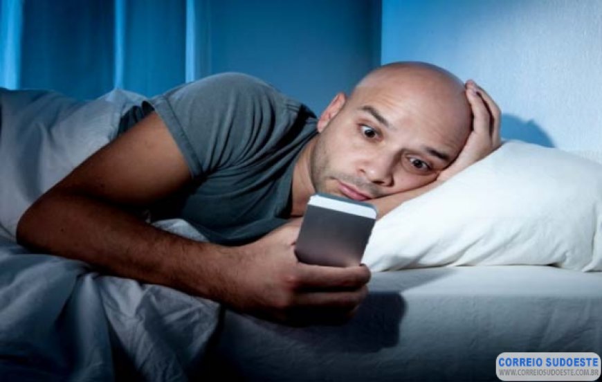70% dos mineiros usam celular antes de dormir, aponta levantamento do INER