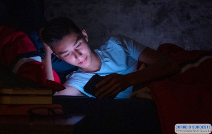 Redes sociais e seu impacto na saúde mental dos jovens