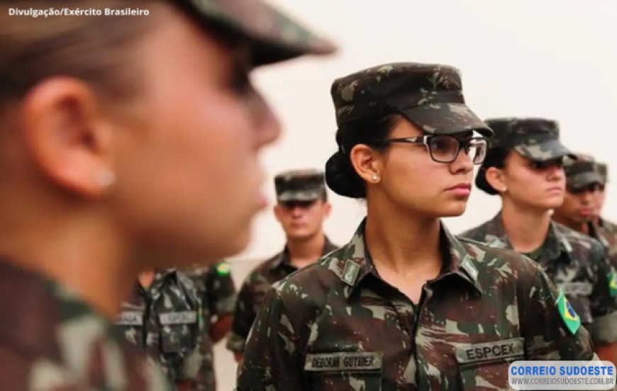 Mulheres poderão se alistar no serviço militar aos 18 anos