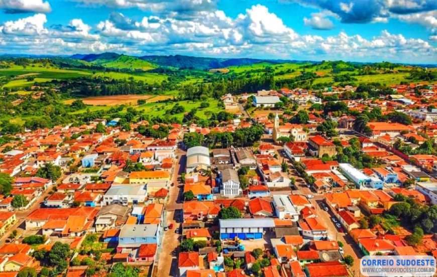 MPMG celebra acordo com instituição de Arceburgo para adequação do serviço de acolhimento a idosos