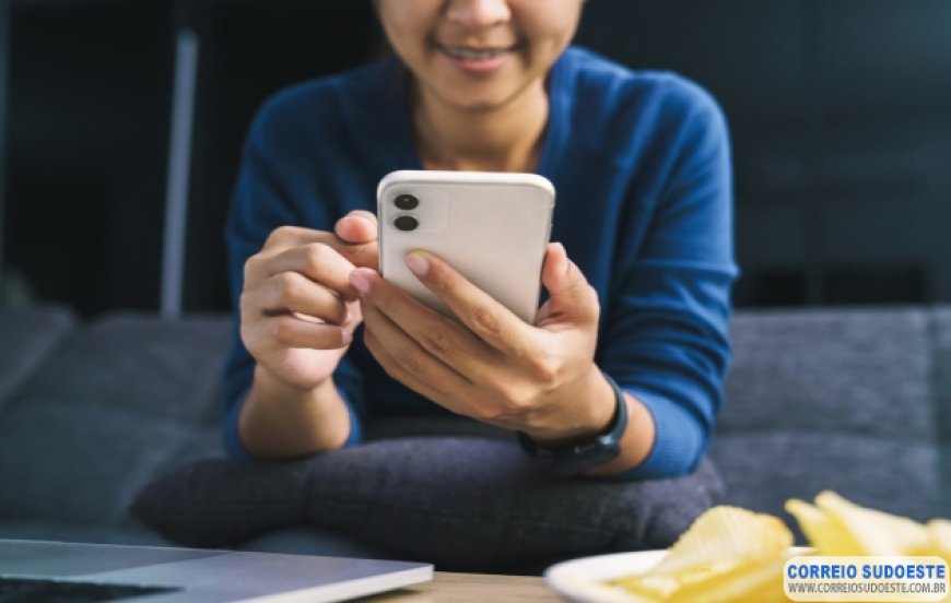 O celular está destruindo sua paz mental? Psicanalista explica como fazer o detox digital