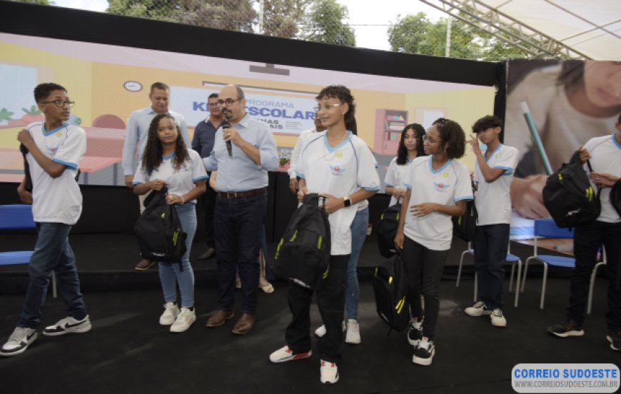 Governo de Minas anuncia distribuição de kits escolares para cerca de 350 mil estudantes, programa inédito na rede estadual de ensino